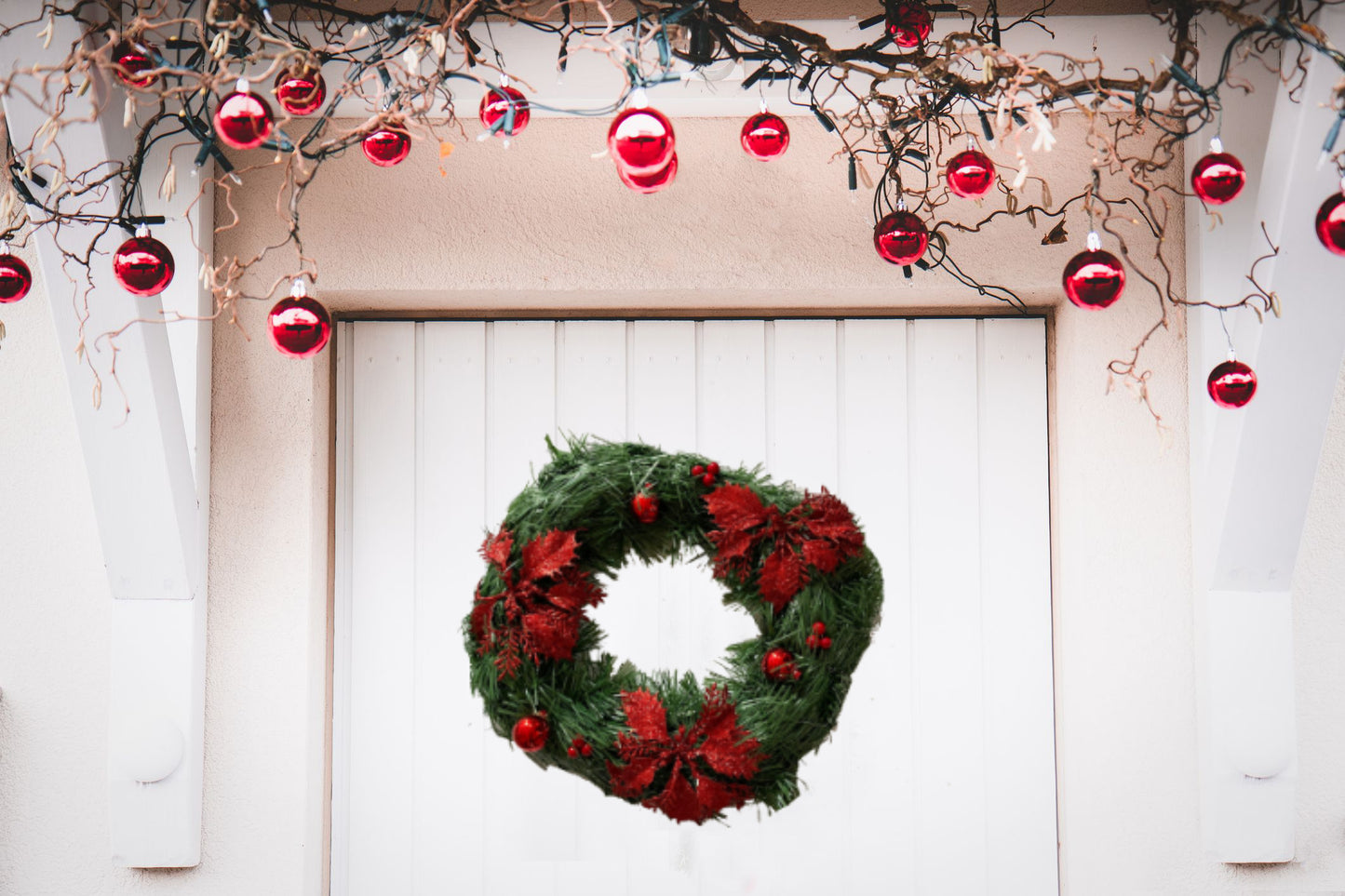 Christmas Wreath, 12 Inch Traditional Christmas, Artificial Decorative Wreath -1 Pc